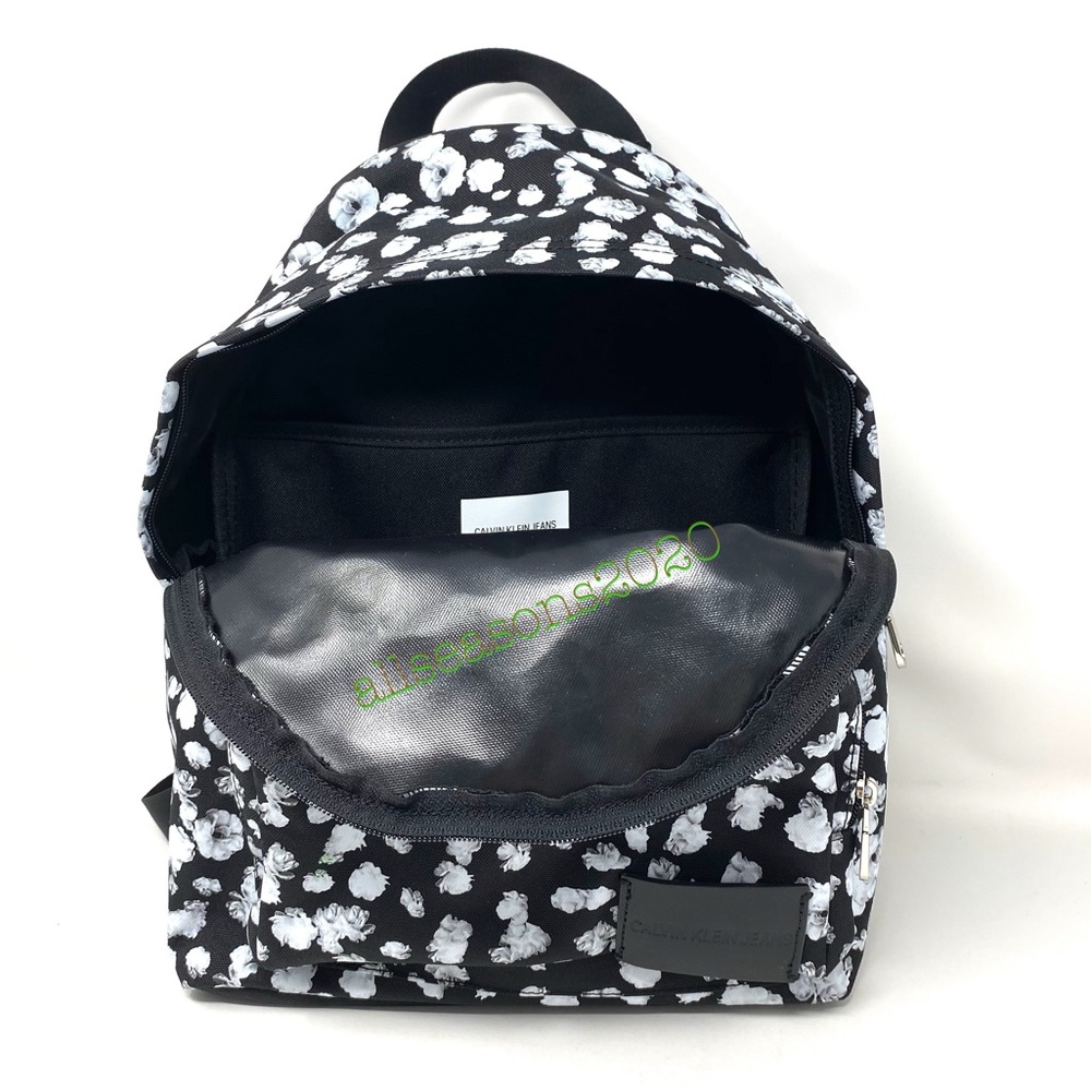 😳SALE😳 Calvin Klein SCULPTED Print Women’s BACKPACK Roses 36092304155 - Picture 5 of 10